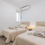 Bright In Maracena Apartman *